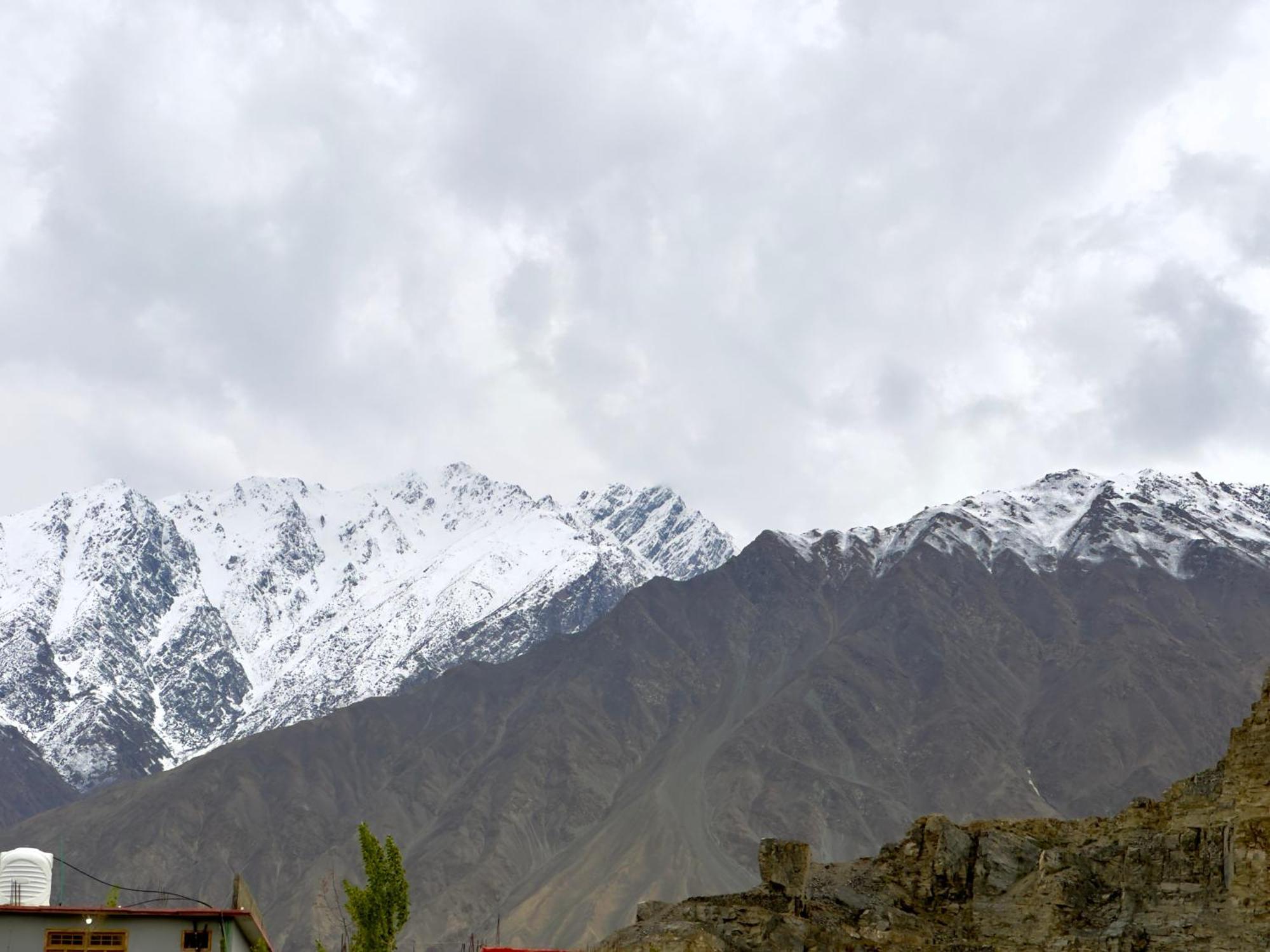 Indus Cabana Lodge Skardu Exterior photo